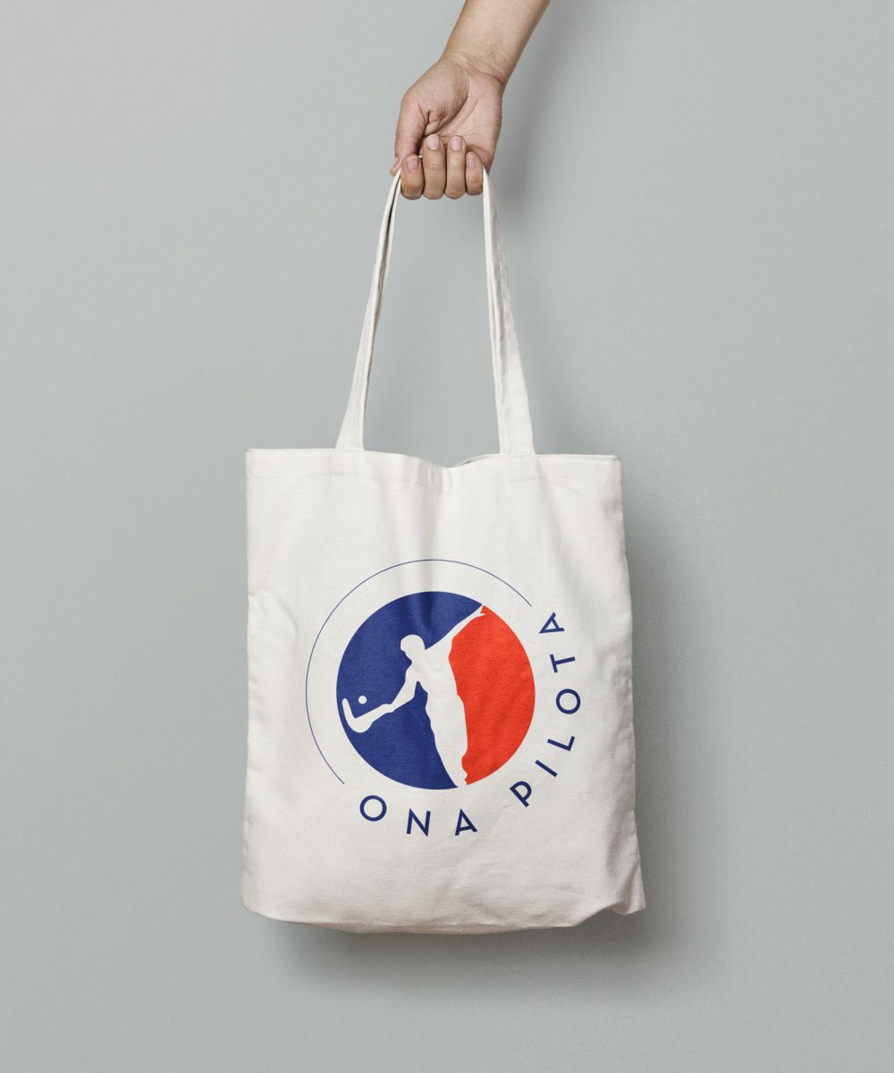 Tote bag