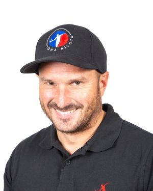 Casquette tissu visière ronde Black