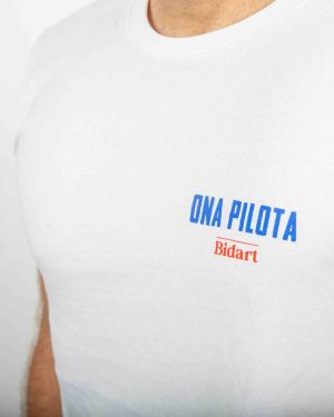 T-shirt White