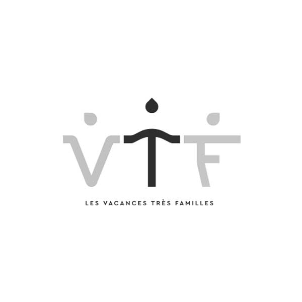 Les Vacances Tres Familles